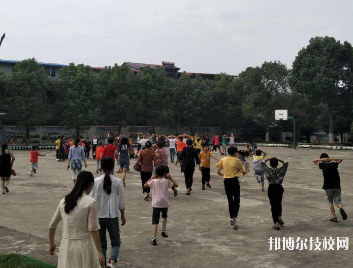 安鄉(xiāng)縣職業(yè)中專學(xué)校2023年招生辦聯(lián)系電話
