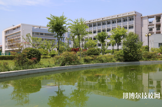 泰州機(jī)電高等職業(yè)技術(shù)學(xué)校2020年招生辦聯(lián)系電話