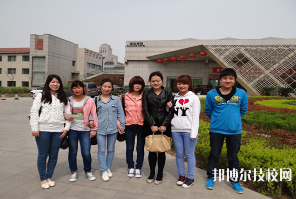 湖北仙桃高級技工學校1