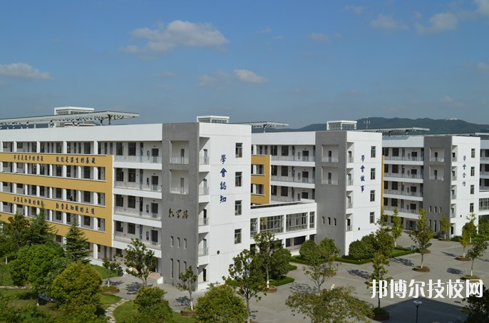 江蘇吳中中等專(zhuān)業(yè)學(xué)校2020年招生辦聯(lián)系電話(huà)