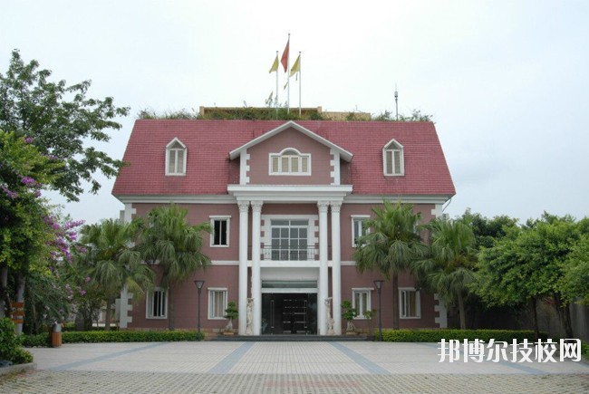 宜賓三峽機電職業(yè)技術學校2020年有哪些專業(yè)