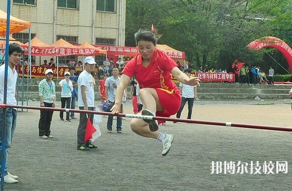 貴州化學(xué)工業(yè)學(xué)校2020年報(bào)名條件、招生要求、招生對(duì)象