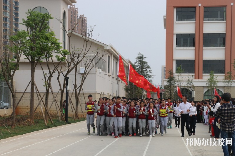 宜良縣職業(yè)高級中學2020年招生辦聯(lián)系電話