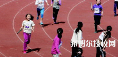 嘉峪關(guān)體育運(yùn)動(dòng)學(xué)校2020年學(xué)費(fèi)、收費(fèi)多少