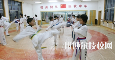 嘉峪關(guān)體育運動學(xué)校2020年報名條件、招生要求、招生對象