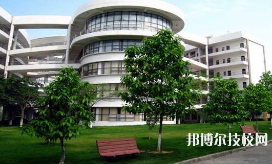 廣州市政職業(yè)學(xué)校7