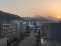 湖北十堰職業(yè)技術(shù)集團(tuán)學(xué)校2023年招生簡(jiǎn)章
