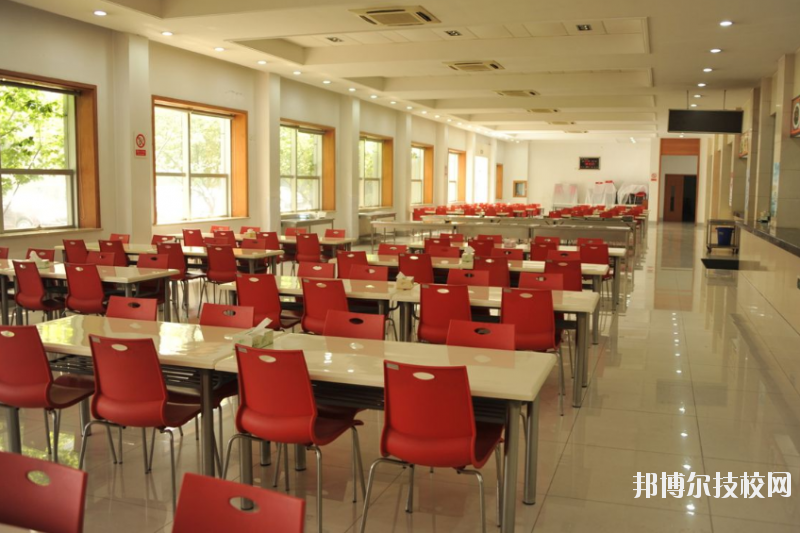 江蘇南通中等專業(yè)學校2020年宿舍條件