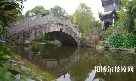 貴航高級技工學(xué)校網(wǎng)站網(wǎng)址 
