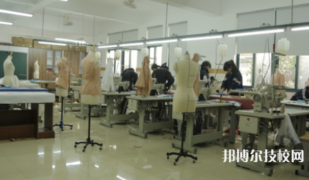 杭州服裝職業(yè)高級中學(xué)2