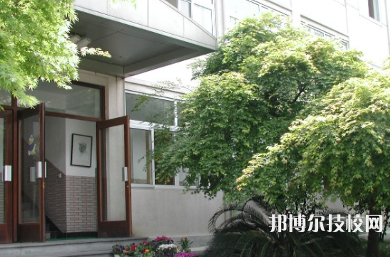 杭州美術(shù)職業(yè)學(xué)校4