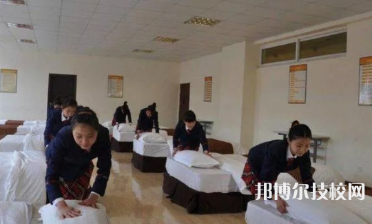 貴州旅游學(xué)校2021年招生辦聯(lián)系電話