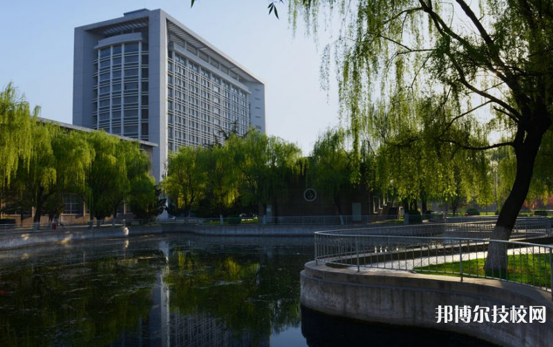 邢臺職業(yè)技術(shù)學院2021年招生辦聯(lián)系電話