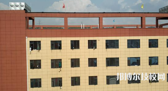 貴州郵電學(xué)校2021年學(xué)費、收費多少