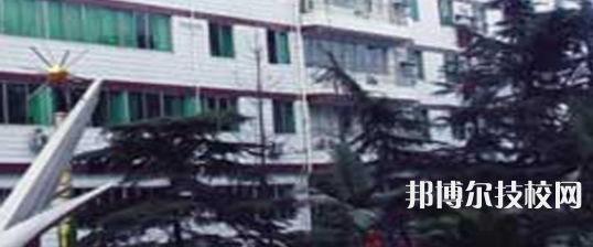 成都實驗商貿(mào)管理學(xué)校2021年招生簡章