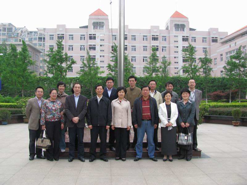 南京莫愁中等專業(yè)學(xué)校2021年招生辦聯(lián)系電話