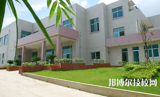 貴州廣播電影電視學(xué)校網(wǎng)站網(wǎng)址 