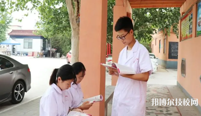 邢臺冀南醫(yī)學(xué)中等專業(yè)學(xué)校2021年招生辦聯(lián)系電話