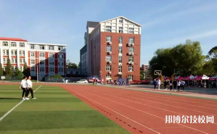 石家莊現(xiàn)代醫(yī)學(xué)中等專業(yè)學(xué)校怎么樣、好不好