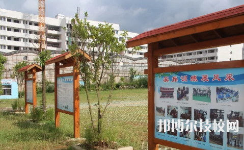 清鎮(zhèn)中等職業(yè)技術(shù)學(xué)校2021年學(xué)費、收費多少