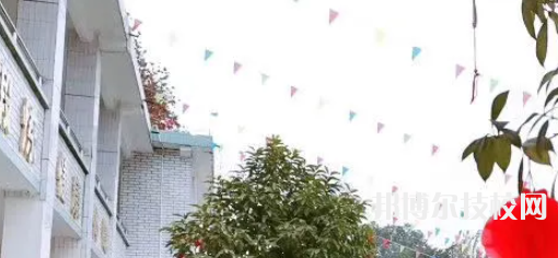 簡陽育英文武職業(yè)技術(shù)學校地址在哪里