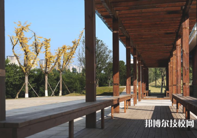 重慶教育管理學校2022年招生錄取分數(shù)線