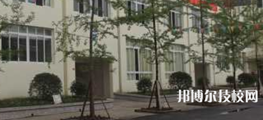 成都新運(yùn)職業(yè)學(xué)校2021年報(bào)名條件、招生要求、招生對(duì)象