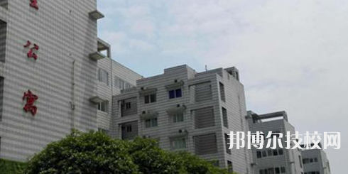 成都市中山職業(yè)技術(shù)學(xué)校2021年招生簡章