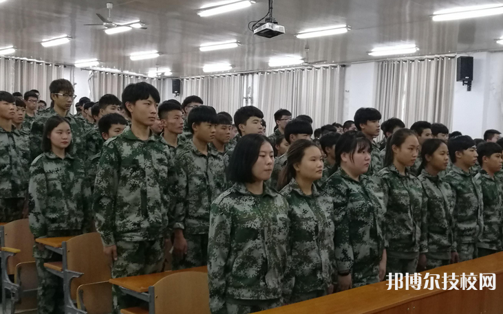河北鐵路軌道中等專業(yè)學校2021年招生辦聯(lián)系電話