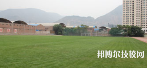 甘肅省蘭州體育運(yùn)動(dòng)學(xué)校2021年招生辦聯(lián)系電話