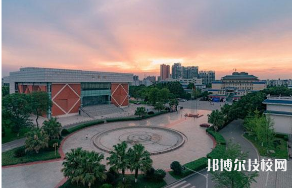 榆林職業(yè)教育中心網(wǎng)站網(wǎng)址