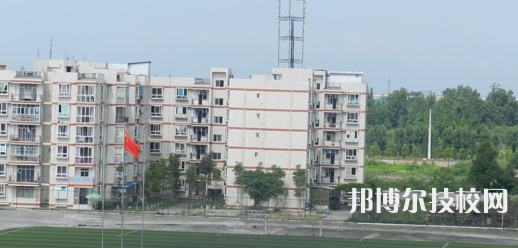 成都東星航空職業(yè)學(xué)校2021年招生辦聯(lián)系電話(huà)