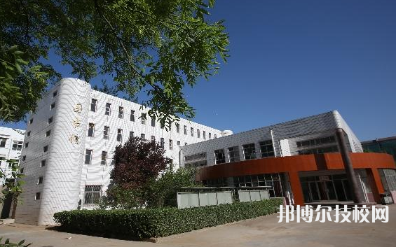 石家莊新鐵軌道交通中專學(xué)校2021年招生辦聯(lián)系電話