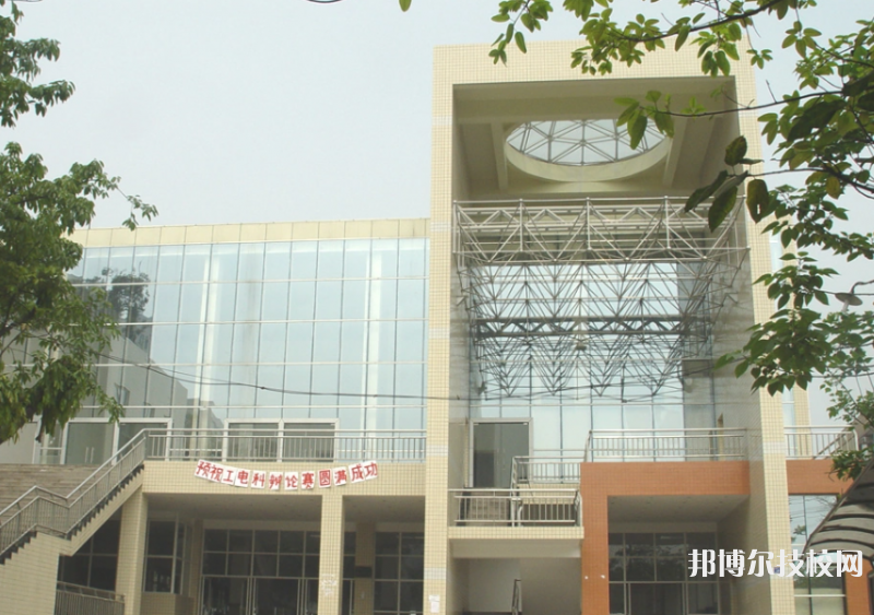 重慶工業(yè)學(xué)校2022年招生錄取分?jǐn)?shù)線