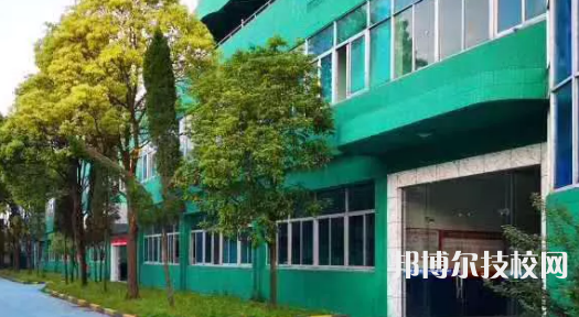 貴陽航洋動(dòng)漫職業(yè)學(xué)校2021年報(bào)名條件、招生要求、招生對(duì)象