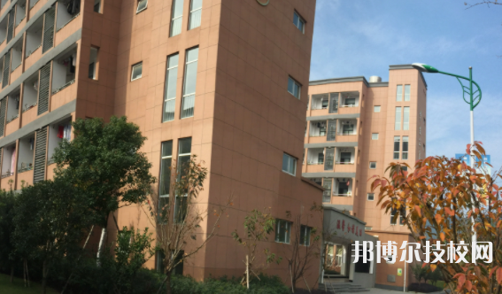 浙江桐廬職業(yè)技術(shù)學(xué)校4