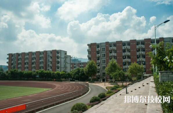 重慶龍門浩職業(yè)中學(xué)校2022年有哪些專業(yè)
