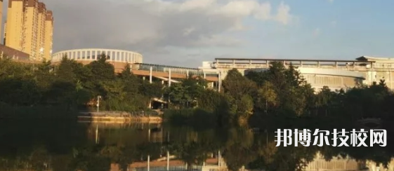 四川城市技師學(xué)院2021年報(bào)名條件、招生要求、招生對象