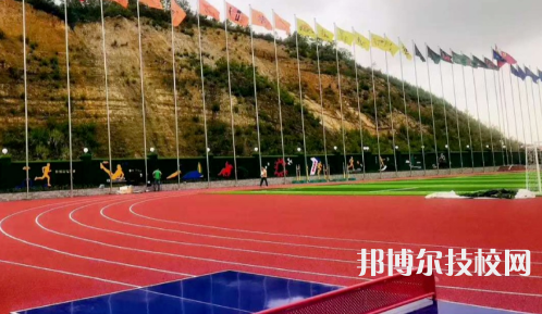 貴州應(yīng)用技術(shù)技師學(xué)院雙龍教學(xué)點(diǎn)2021年學(xué)費(fèi)、收費(fèi)多少