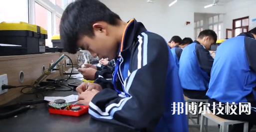 綏陽(yáng)中等職業(yè)學(xué)校2021年招生錄取分?jǐn)?shù)線