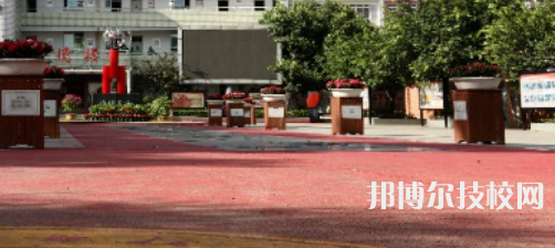 四川雙流建設(shè)職業(yè)技術(shù)學(xué)校2021年招生辦聯(lián)系電話