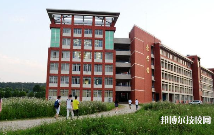 石泉縣職業(yè)教育中心2021年有哪些專(zhuān)業(yè)