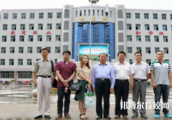 河北商貿(mào)學(xué)校2021學(xué)費(fèi)、收費(fèi)多少