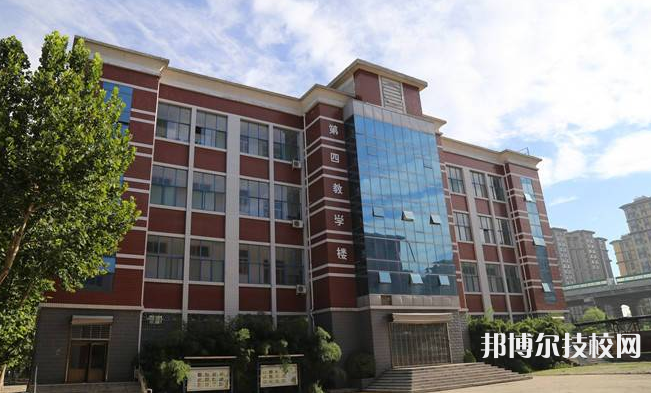 石家莊東華鐵路學(xué)校2021年招生辦聯(lián)系電話(huà)