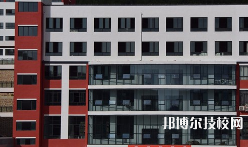 貴州鳳岡縣中等職業(yè)學(xué)校2021年招生辦聯(lián)系電話