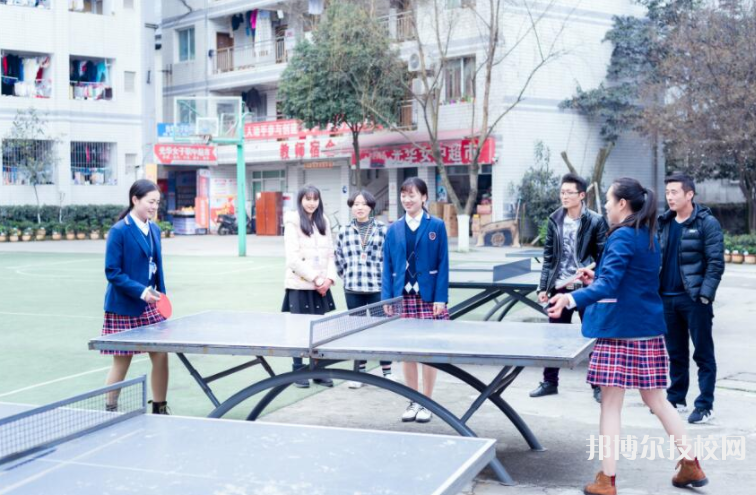 重慶光華女子職業(yè)中等專業(yè)學(xué)校2022年招生辦聯(lián)系電話
