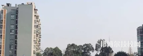 成都成醫(yī)一附院護(hù)士學(xué)校2021年招生錄取分?jǐn)?shù)線