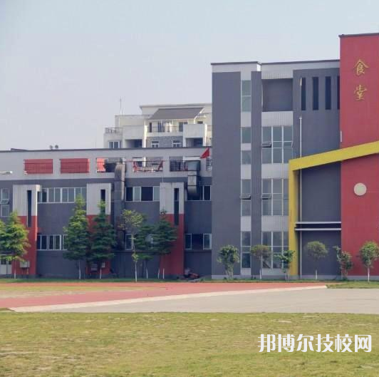 鎮(zhèn)安縣職業(yè)教育中心2021年報(bào)名條件、招生要求、招生對(duì)象