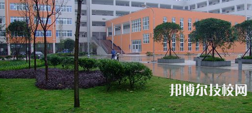 四川成都禮儀職業(yè)中學(xué)地址在哪里