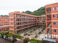 遵義旅游學(xué)校2023年招生辦聯(lián)系電話